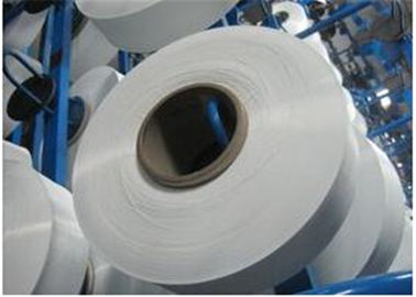 Chine Le blanc matériel de Vierge a partiellement orienté la catégorie de Poy 300D/96F aa de fil pour le tricotage fournisseur