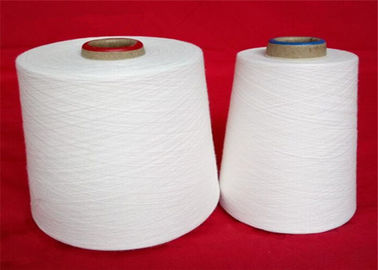 Chine Le fil tourné par polyester blanc cru 30S, anneau écologique a tourné pour le tissage fournisseur
