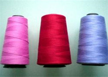 Chine Fil 100% coloré teint de fil de couture de polyester 40/2, fil de polyester pour la machine à coudre fournisseur