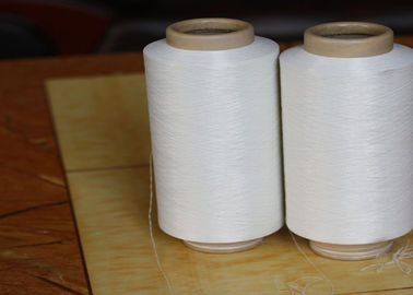 Chine 150D / 144F alourdissent semi le fil du polyester DTY de Sim pour tisser l'échantillon blanc cru librement fournisseur