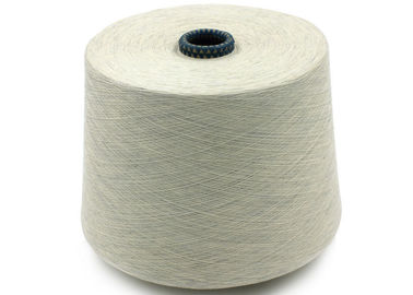 Chine Anneau blanc noir/optique a tourné les fils de coton purs de 100% 21s pour le tricotage de chaussettes fournisseur