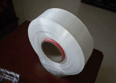 Chine 55D / 24F fils fil/100 de polyesters du polyester FDY pour le vêtement, ténacité élevée fournisseur