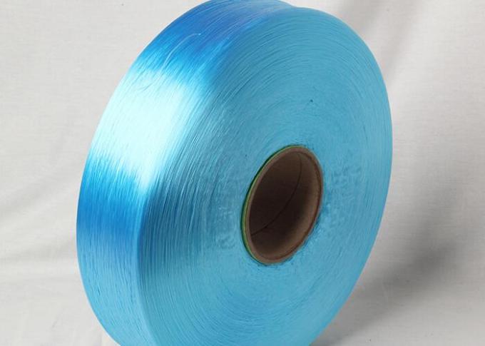 Filament mélangé coloré de fil du polypropylène 100 100D 300D pour des fils de rotation