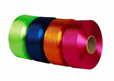 Chine Fil multi de filament de polyester de couleur, fils de polyesters tournés entièrement dessinés 100D/72F fournisseur