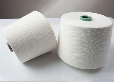 Chine Le fil à tricoter acrylique cru du blanc 100% a tourné le fil pour tricoter/tissant fournisseur