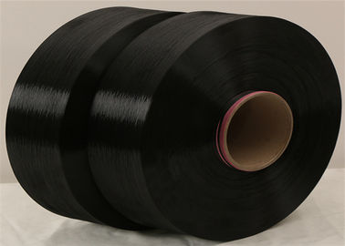 Chine Fil de filament de polyester de la ténacité 300D/96F crue de noir le haut, dopant de polyester a teint le fil fournisseur