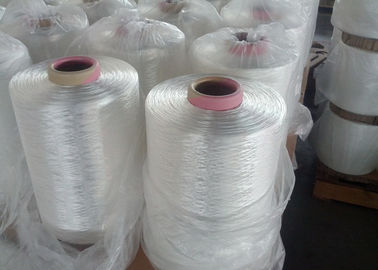 Chine Blanc cru élevé des fils de polyesters de ténacité de rétrécissement régulier 2000D utilisé pour la sangle fournisseur
