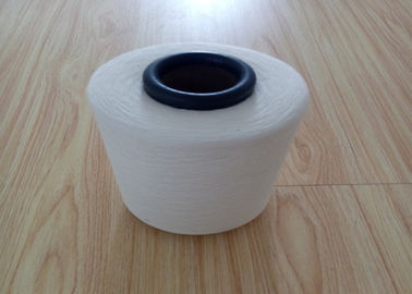 Chine Le fil à tricoter 21S, le blanc 100 de polyester de vortex d'utilisation de tissu d'ouatine a tourné des fils de polyesters fournisseur