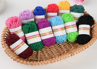Chine Fil acrylique assorti de crochet de la boule 100% de la couleur DIY pour tricoter à la main, ODM fournisseur